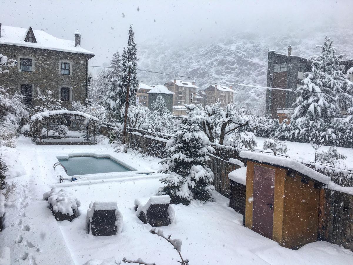 Cal Quimet ξενώνας Rialp Εξωτερικό φωτογραφία